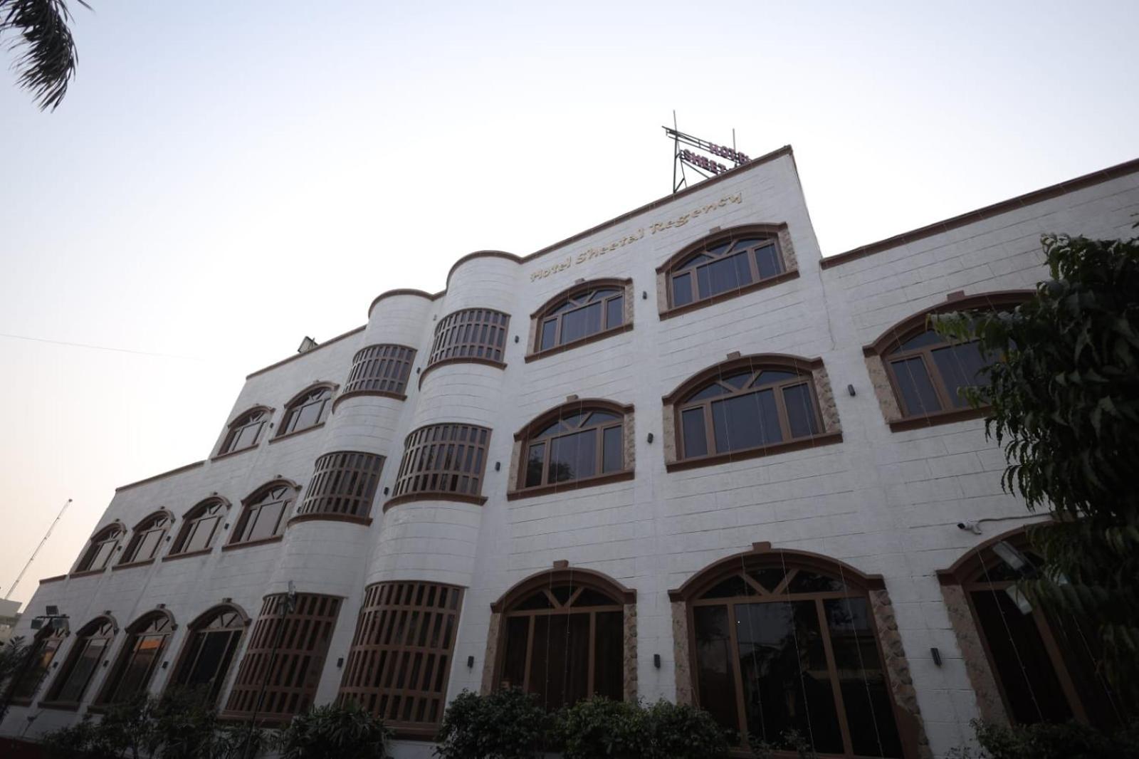 Hotel Sheetal Regency,Near Janambhumi Mathura Dış mekan fotoğraf