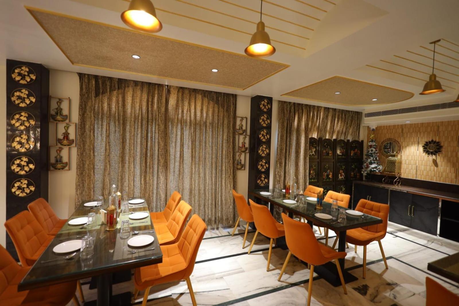 Hotel Sheetal Regency,Near Janambhumi Mathura Dış mekan fotoğraf