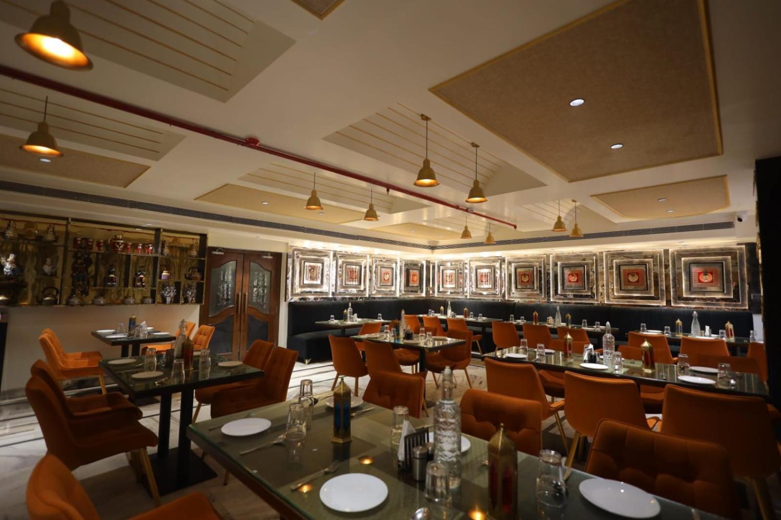 Hotel Sheetal Regency,Near Janambhumi Mathura Dış mekan fotoğraf